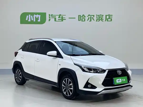 Toyota Yaris L 2022