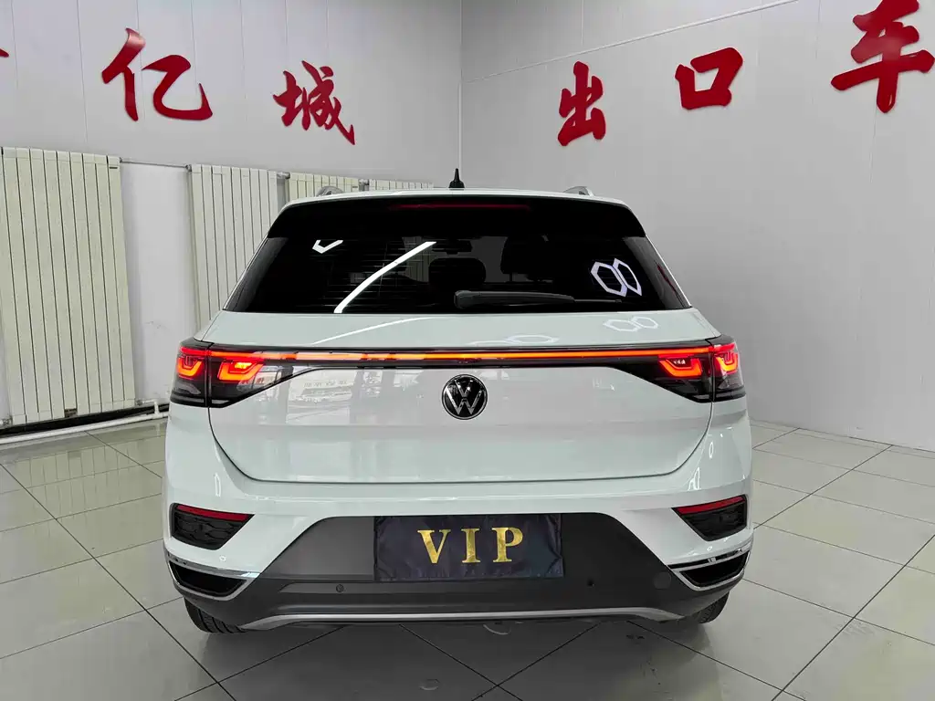 Volkswagen T-Roc 2023