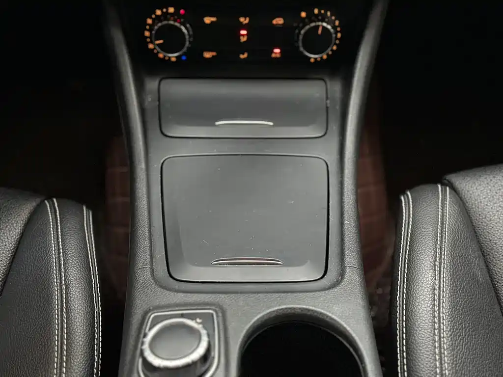 Mercedes-Benz GLA 2017 — фото 12