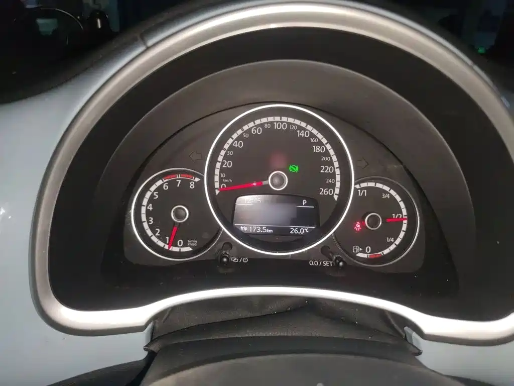 Volkswagen Beetle 2016