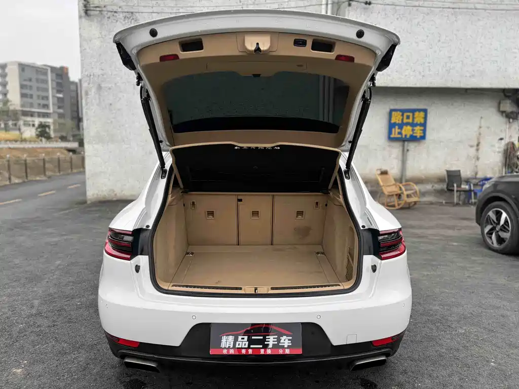 Porsche Macan 2016 — фото 20