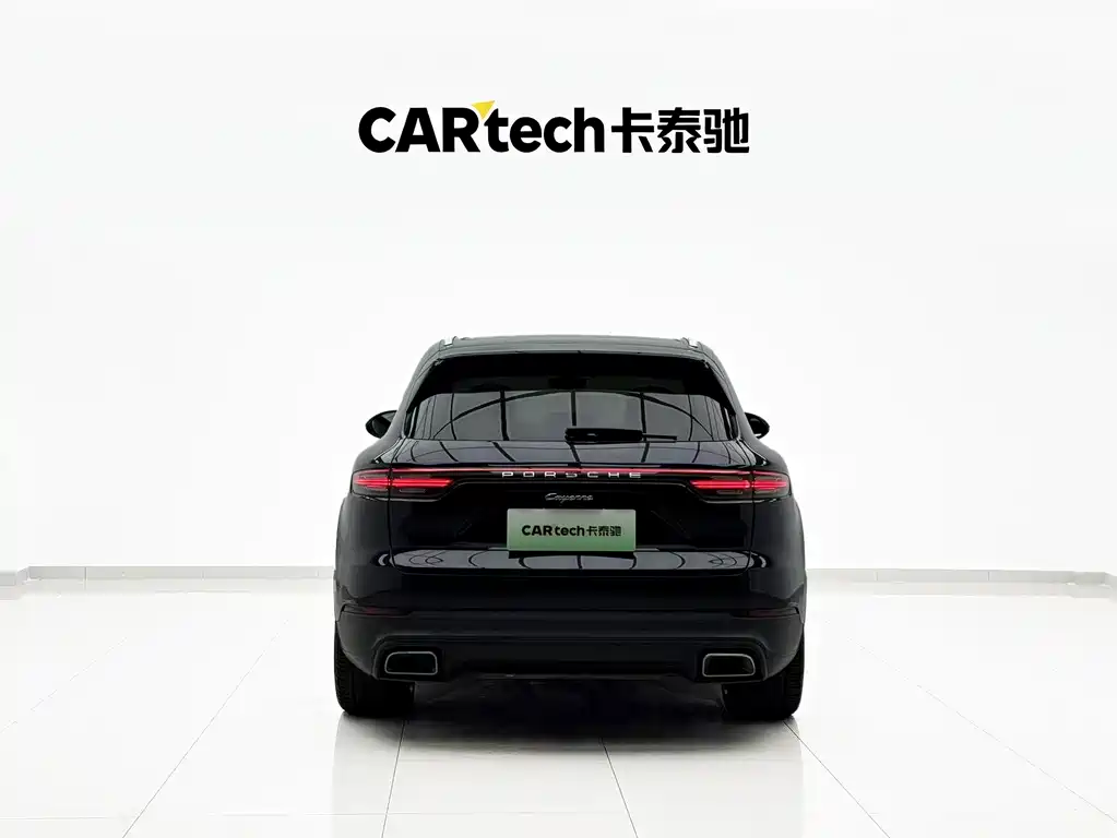 Porsche Cayenne Hybrid 2021 — фото 22
