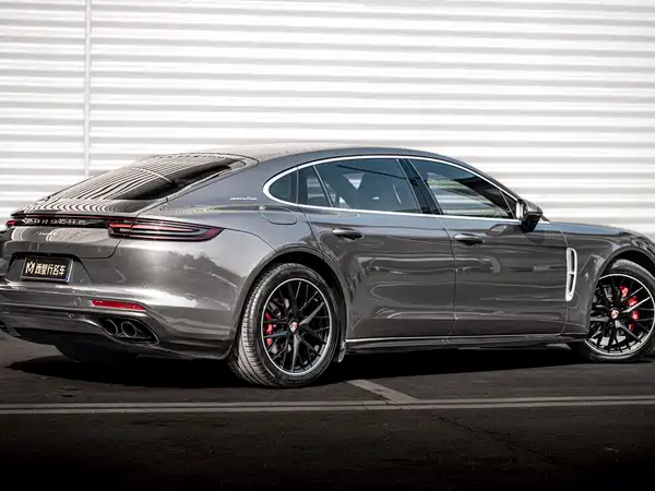 Porsche Panamera 2018