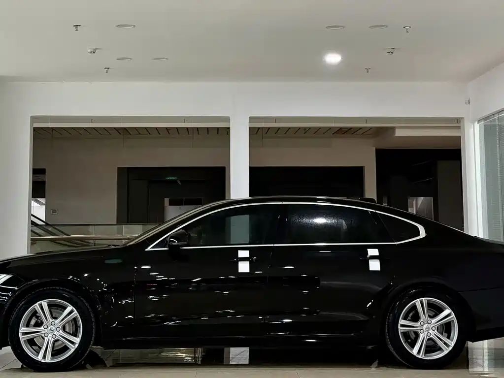Volvo S90 2017 — фото 5