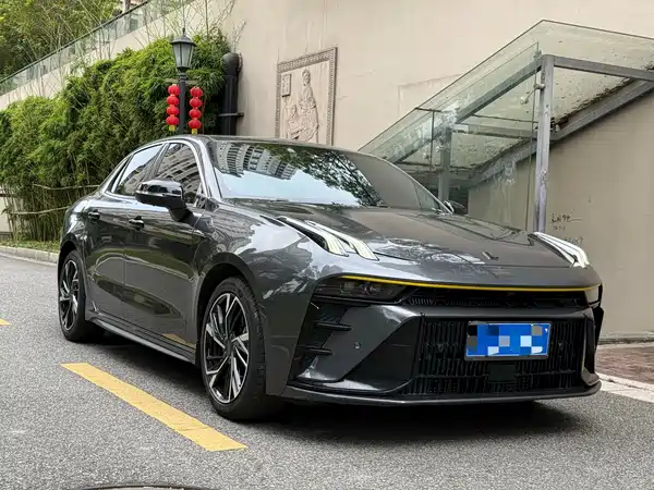 Lynk & Co 03 2023