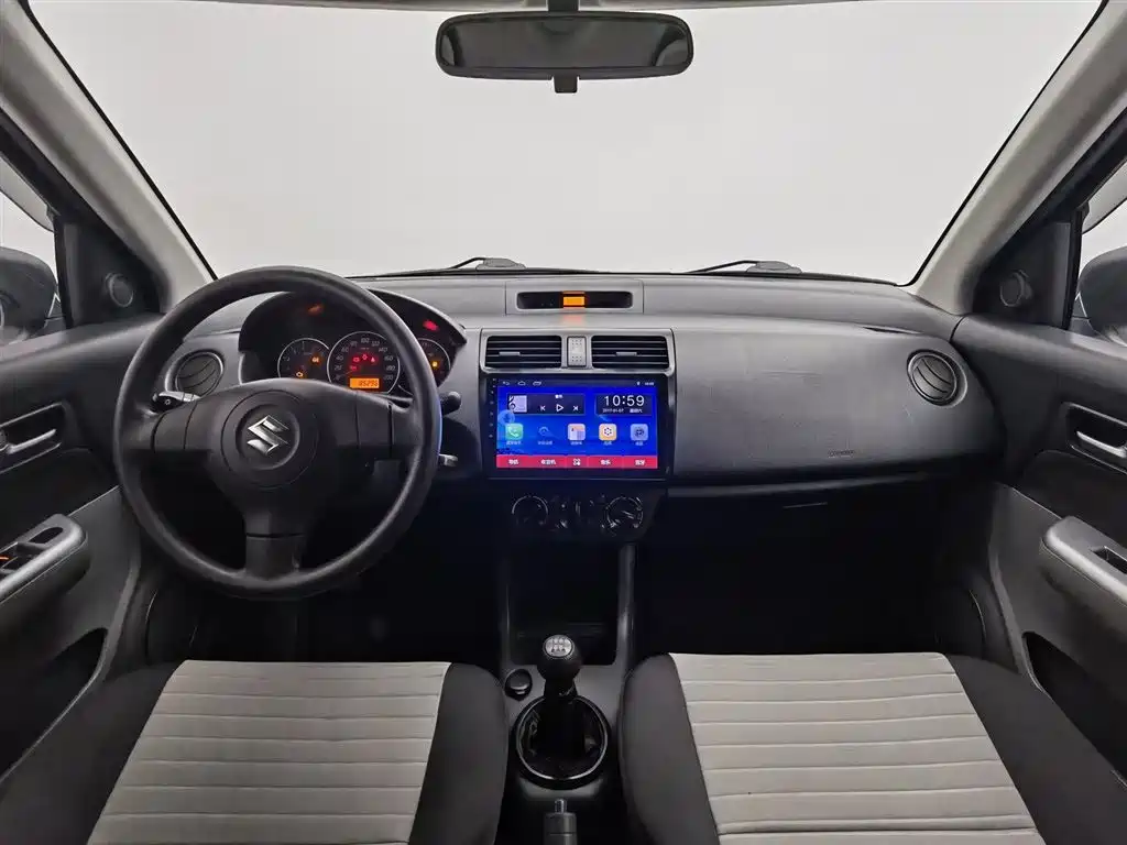 Suzuki Swift 2015