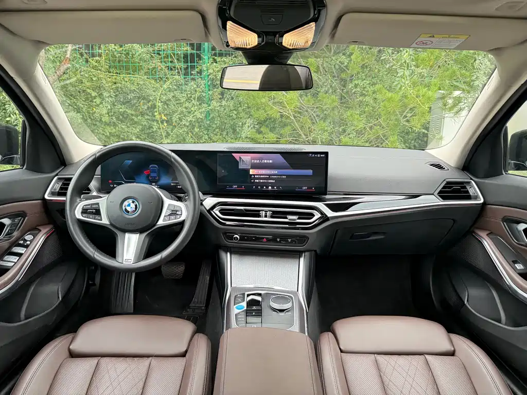 BMW i3 2024 — фото 13