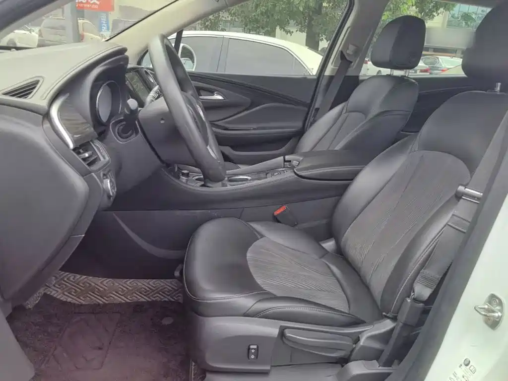 Buick Envision Plus 2018 — фото 15