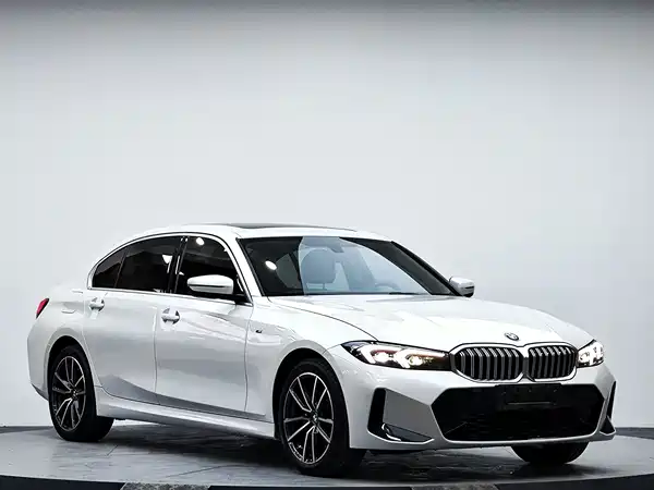 BMW 3 Series 2023