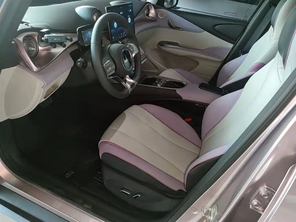 BYD Dolphin 2021 — фото 15