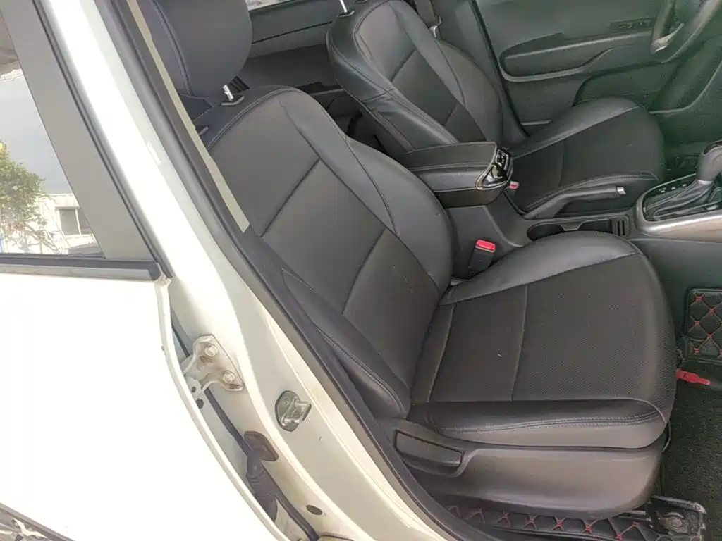 Kia KX3 2017 — фото 25