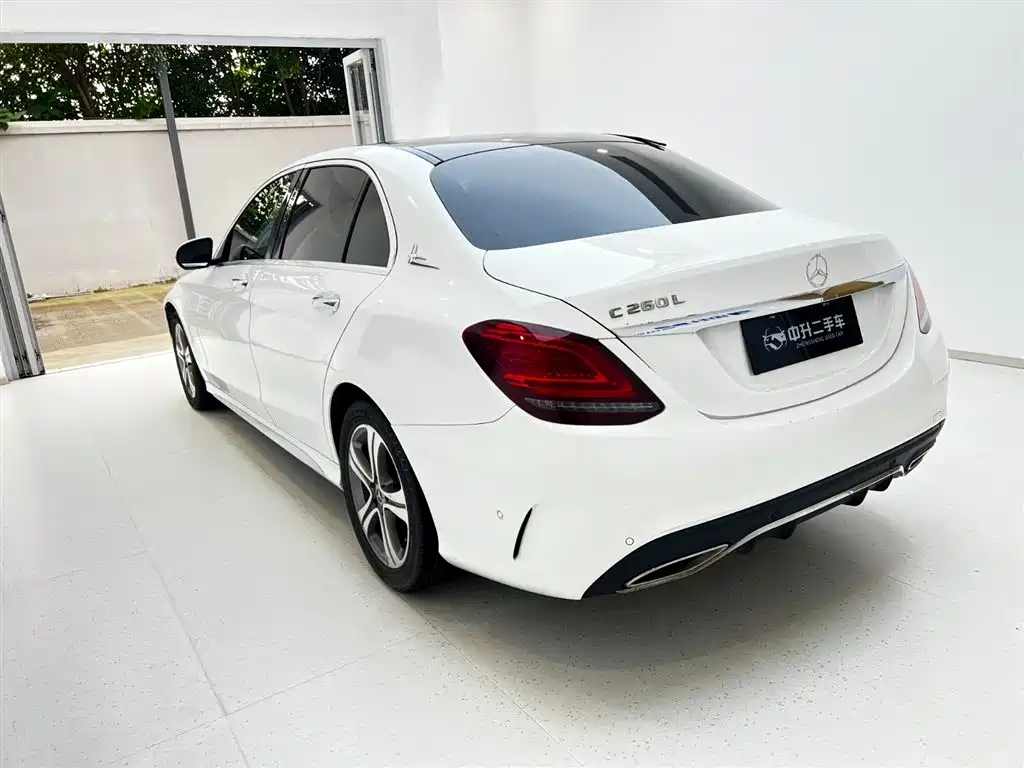 Mercedes-Benz C-Class 2020
