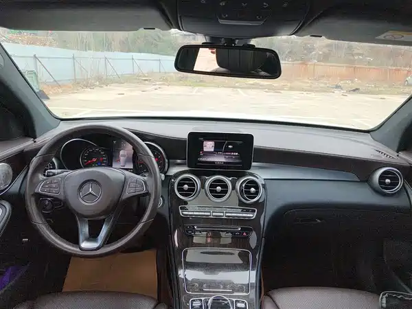 Mercedes-Benz GLC 2018