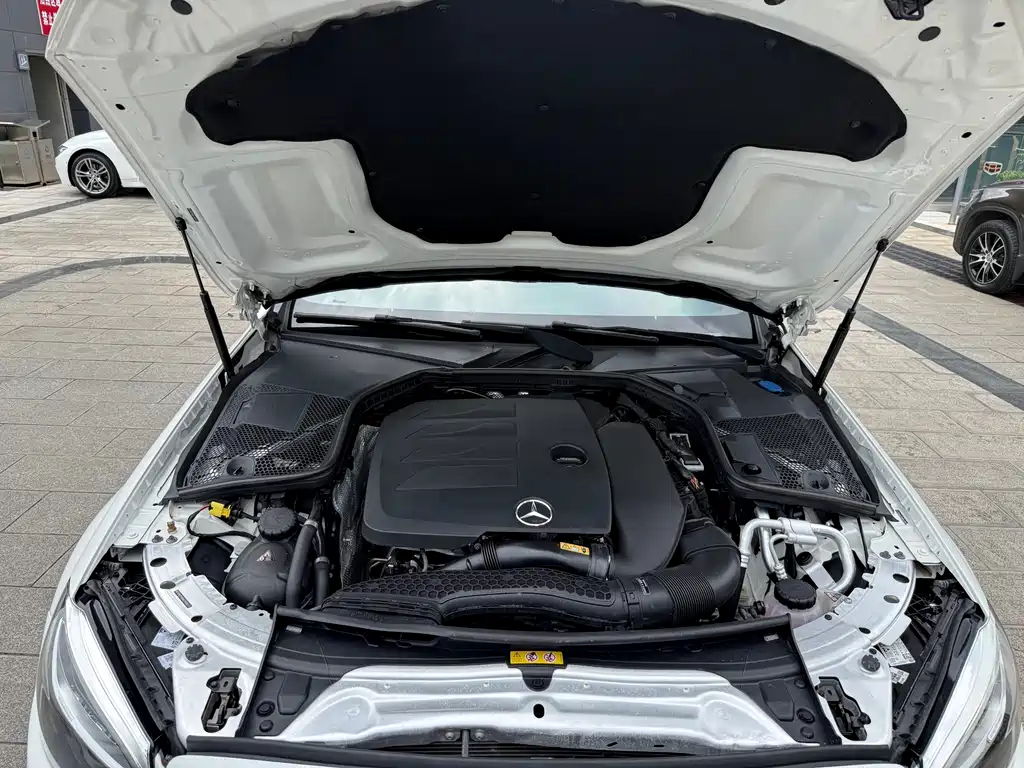 Mercedes-Benz C-Class 2020 — фото 31