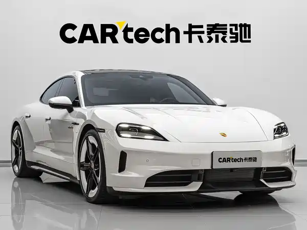 Porsche Taycan 2025