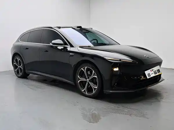 NIO ET5T 2025
