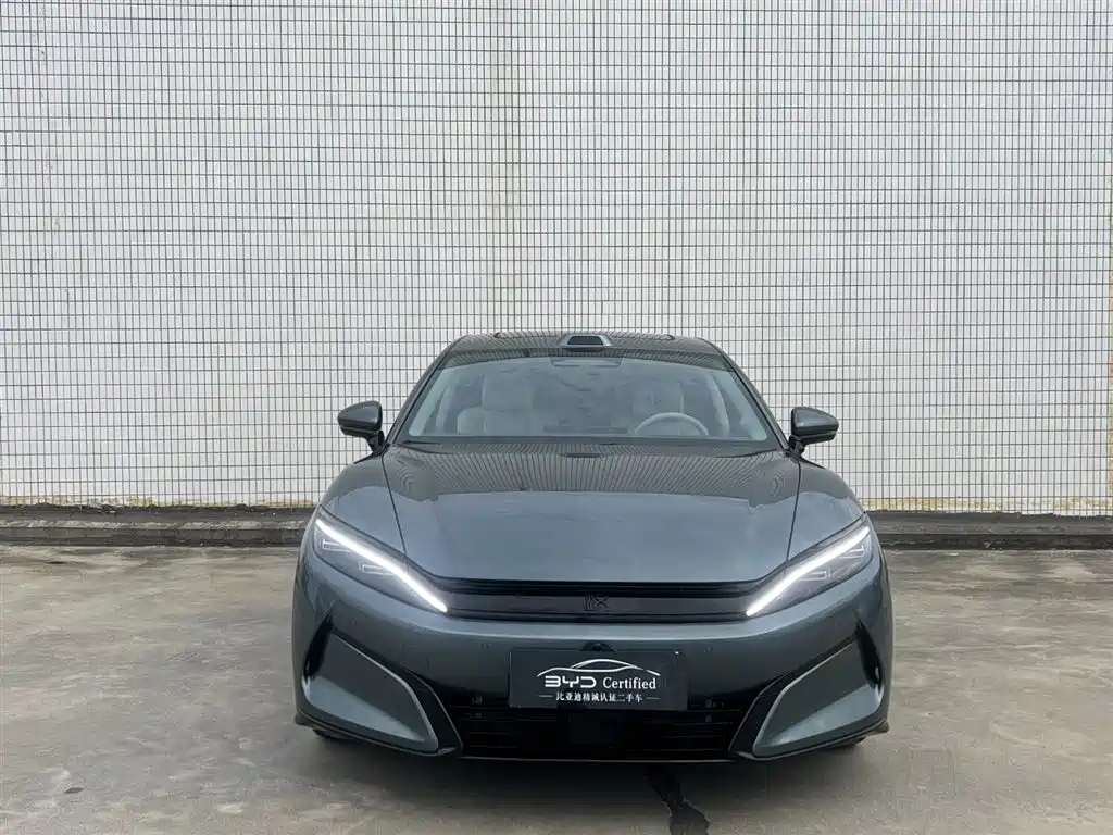 BYD Han L 2025