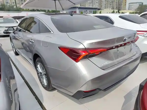 Toyota Avalon 2022