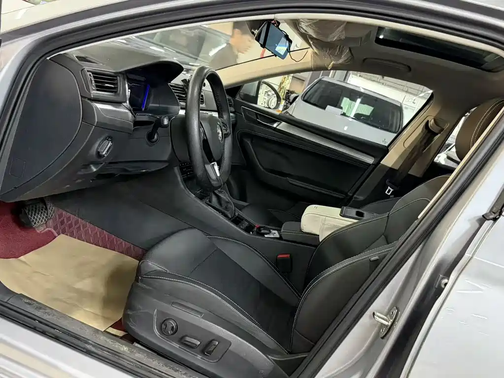Skoda Superb 2023