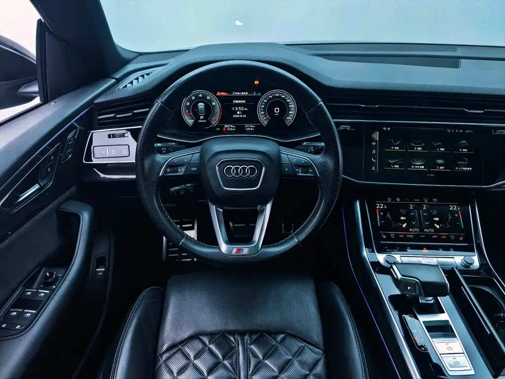 Audi Q8 2021 — фото 12