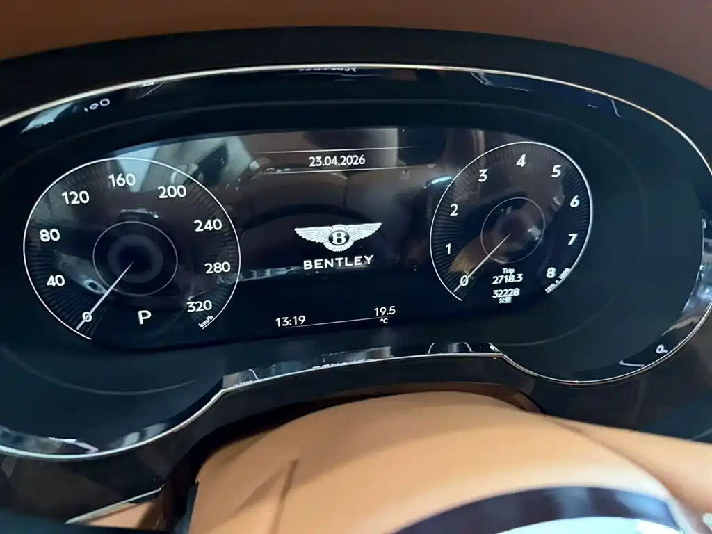 Bentley Bentayga 2025
