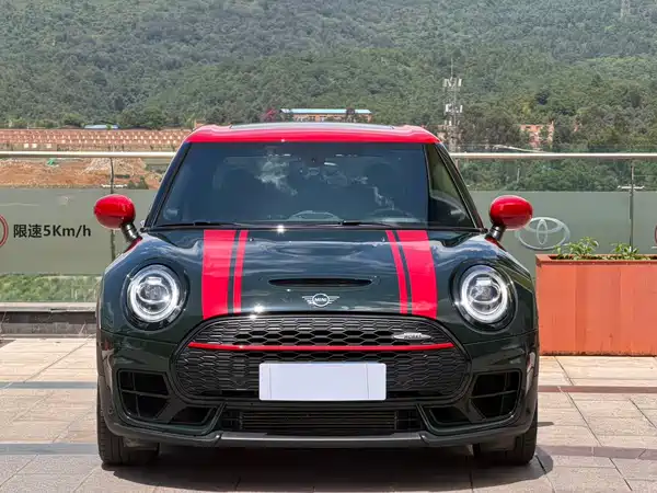 MINI JCW CLUBMAN 2021