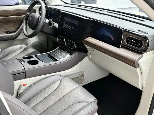 Leapmotor C11 2022