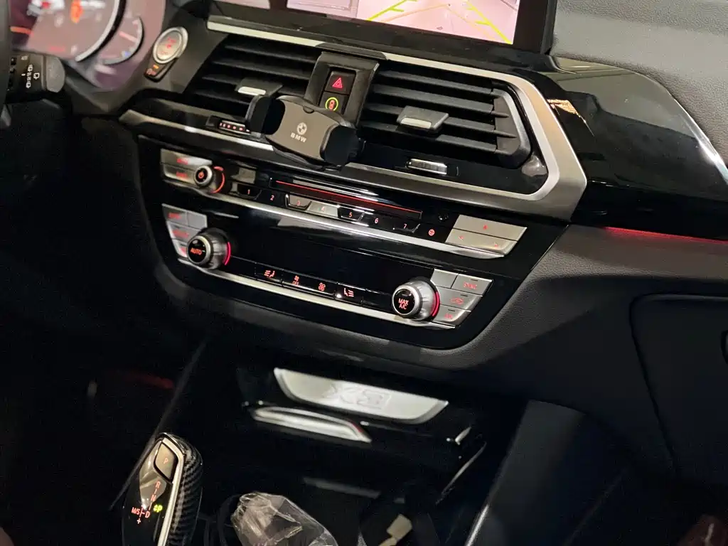 BMW X3 2019 — фото 11