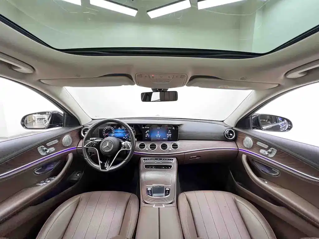 Mercedes-Benz E-Class 2023 — фото 15