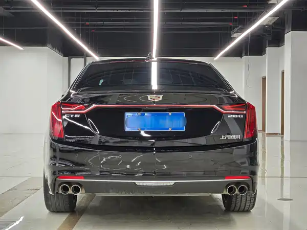 Cadillac CT6 2022
