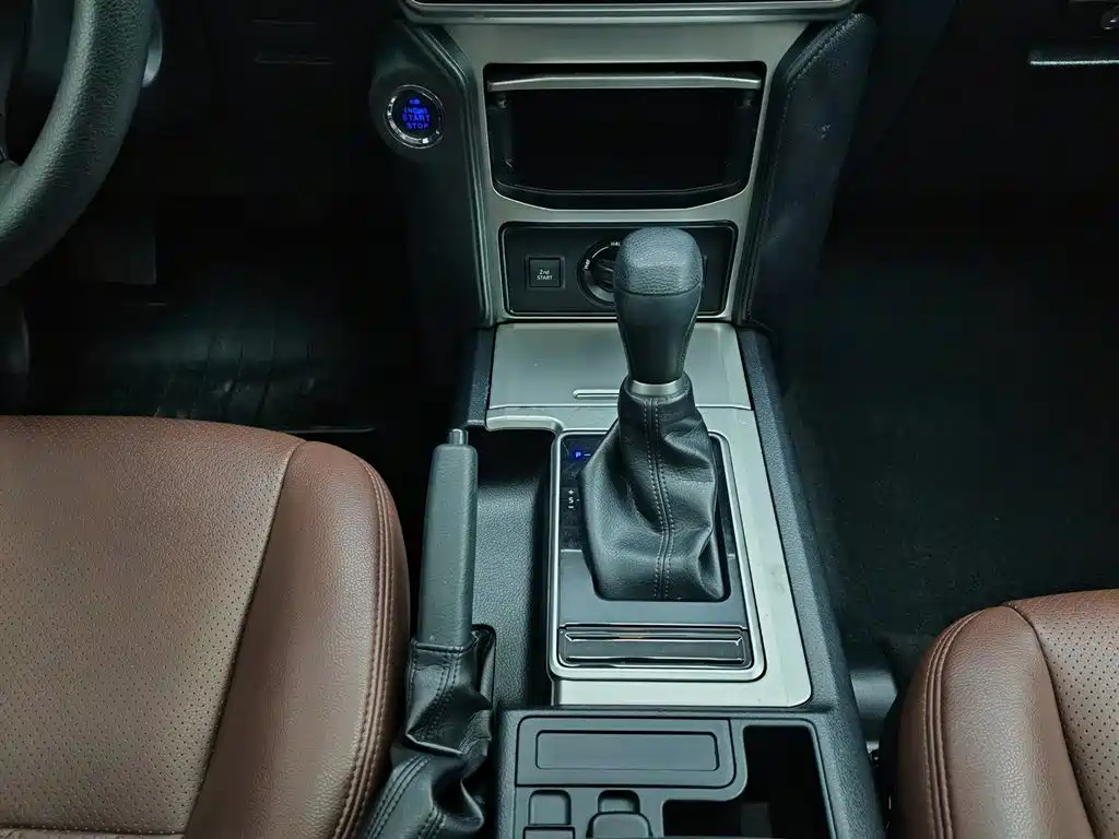 Toyota Prado 2019 — фото 13