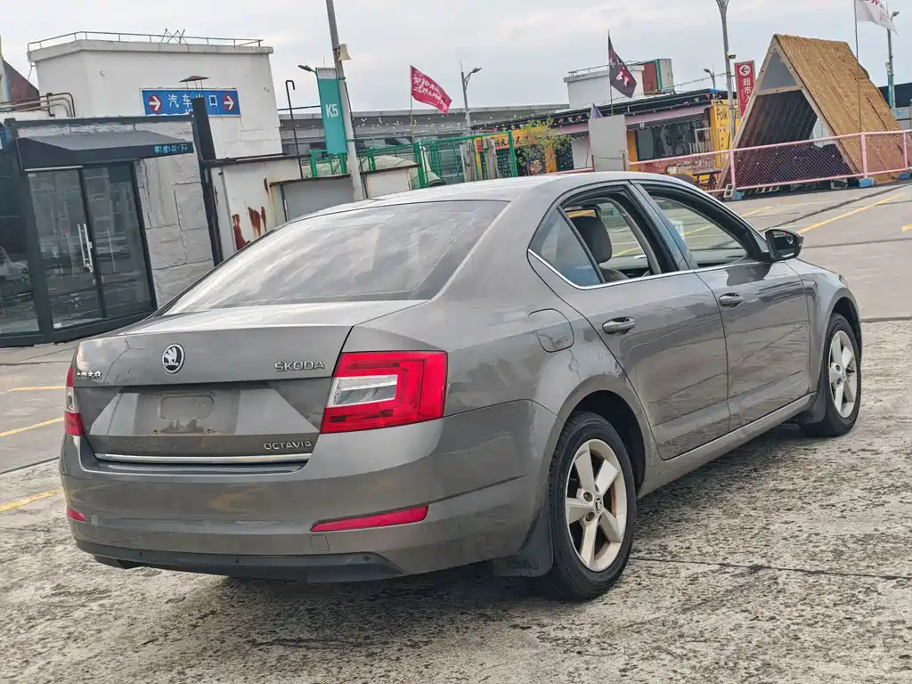 Skoda Octavia 2014