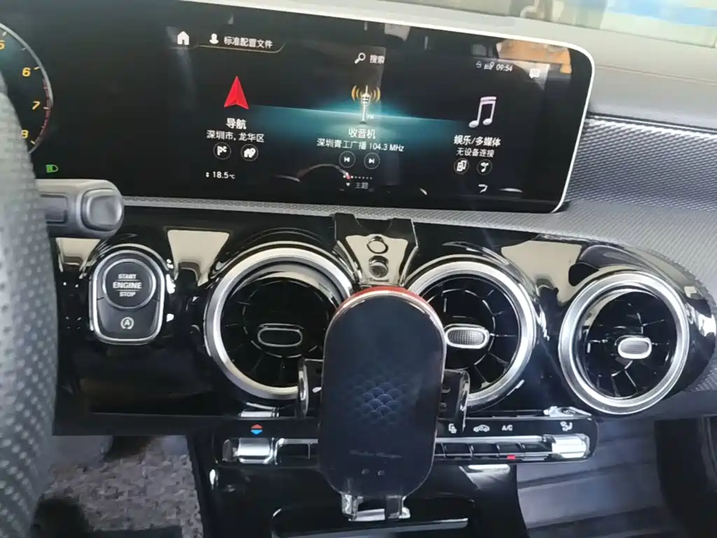 Mercedes-Benz A-Class 2019 — фото 13