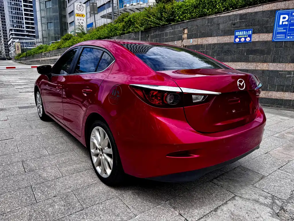 Mazda 3 Axela 2015 — фото 11