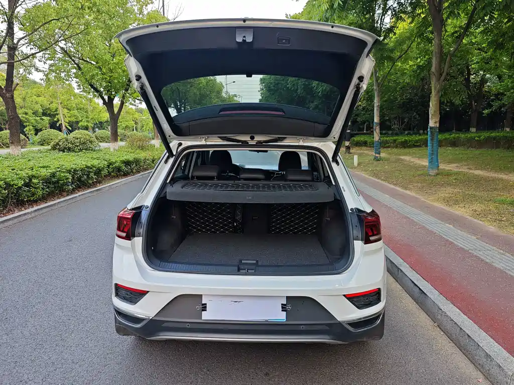 Volkswagen T-Roc 2019 — фото 14
