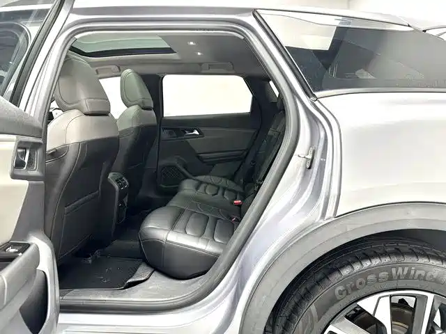 Citroën Versailles C5 X 2023 — фото 7