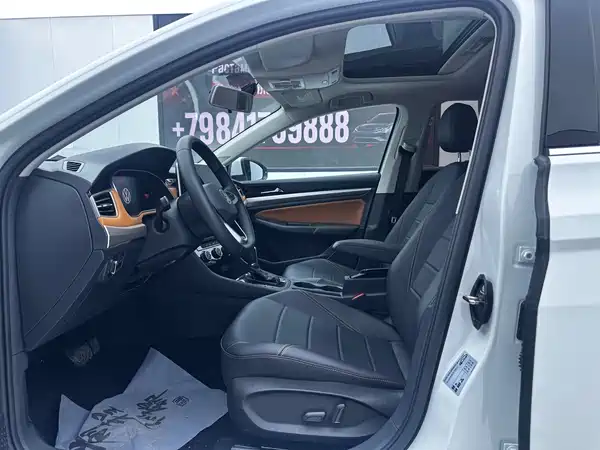 Volkswagen Bora 2023