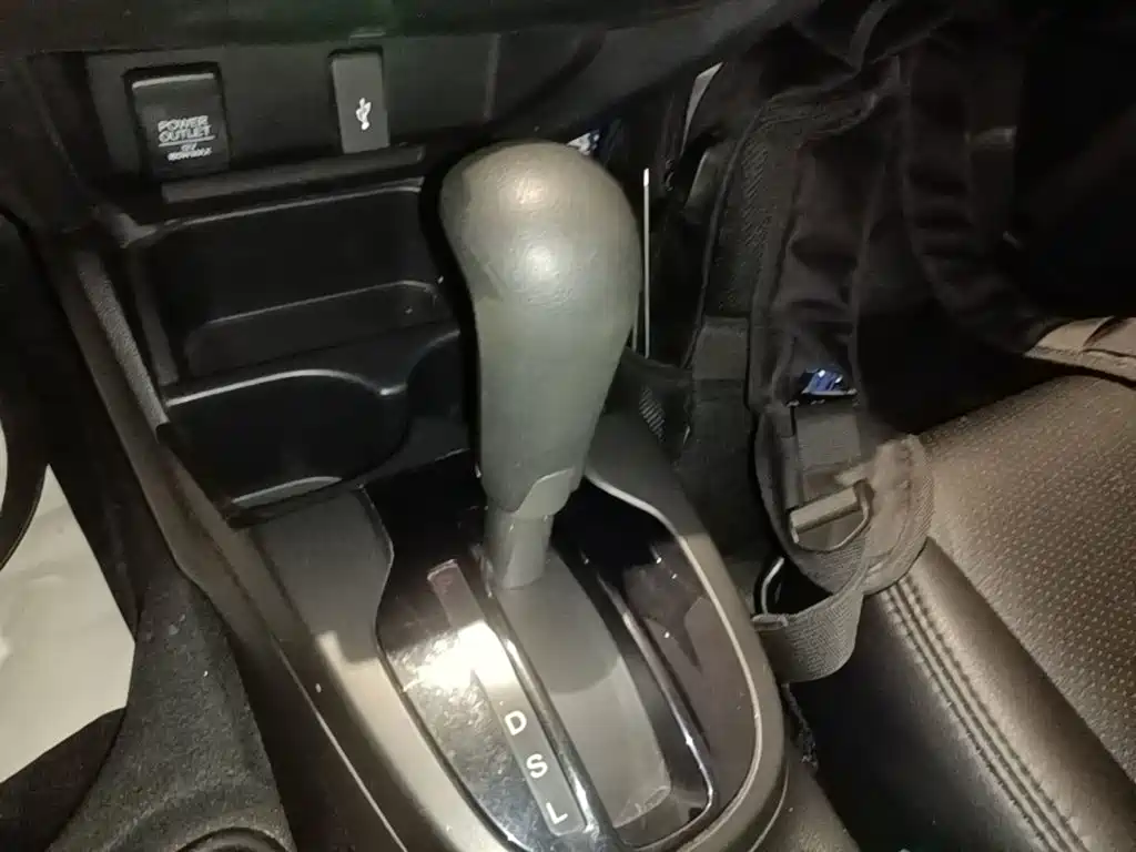 Honda Fit 2017 — фото 14