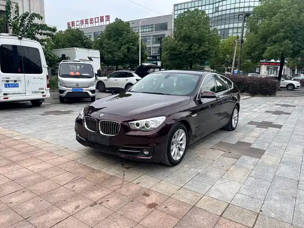 BMW 5 Series GT 2015