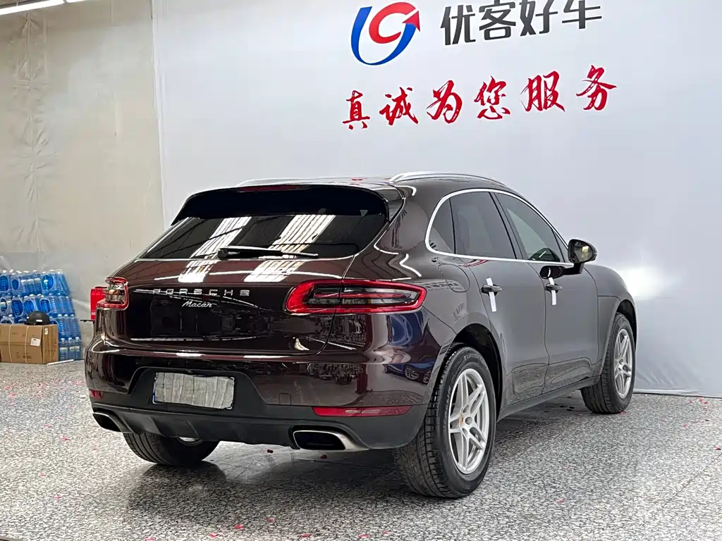 Porsche Macan 2016 — фото 17