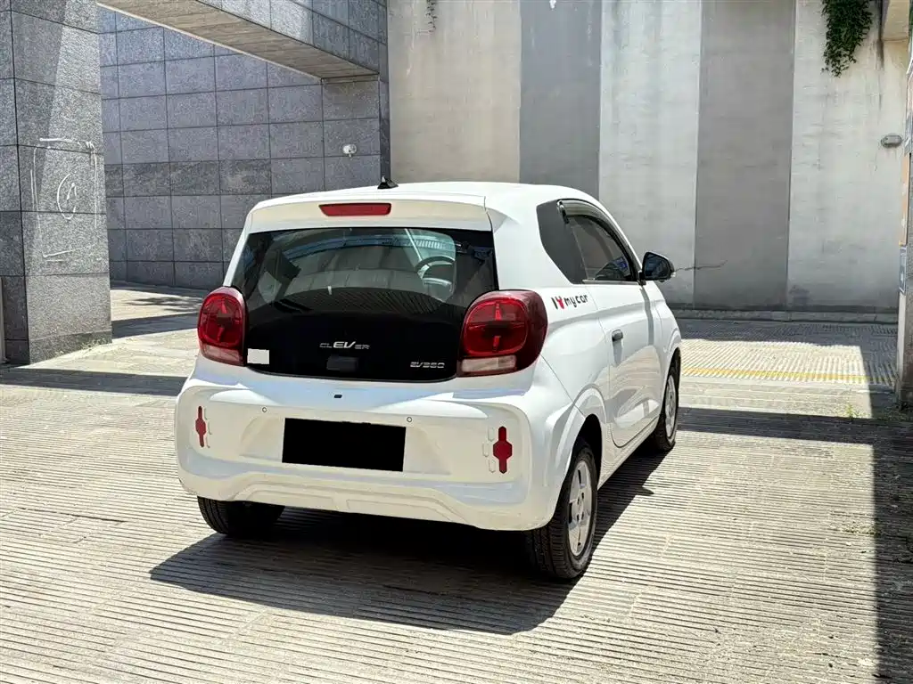 Roewe Clever 2021