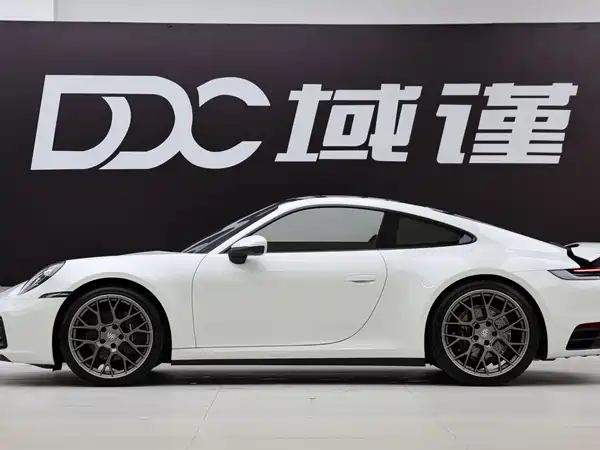 Porsche 911 2021