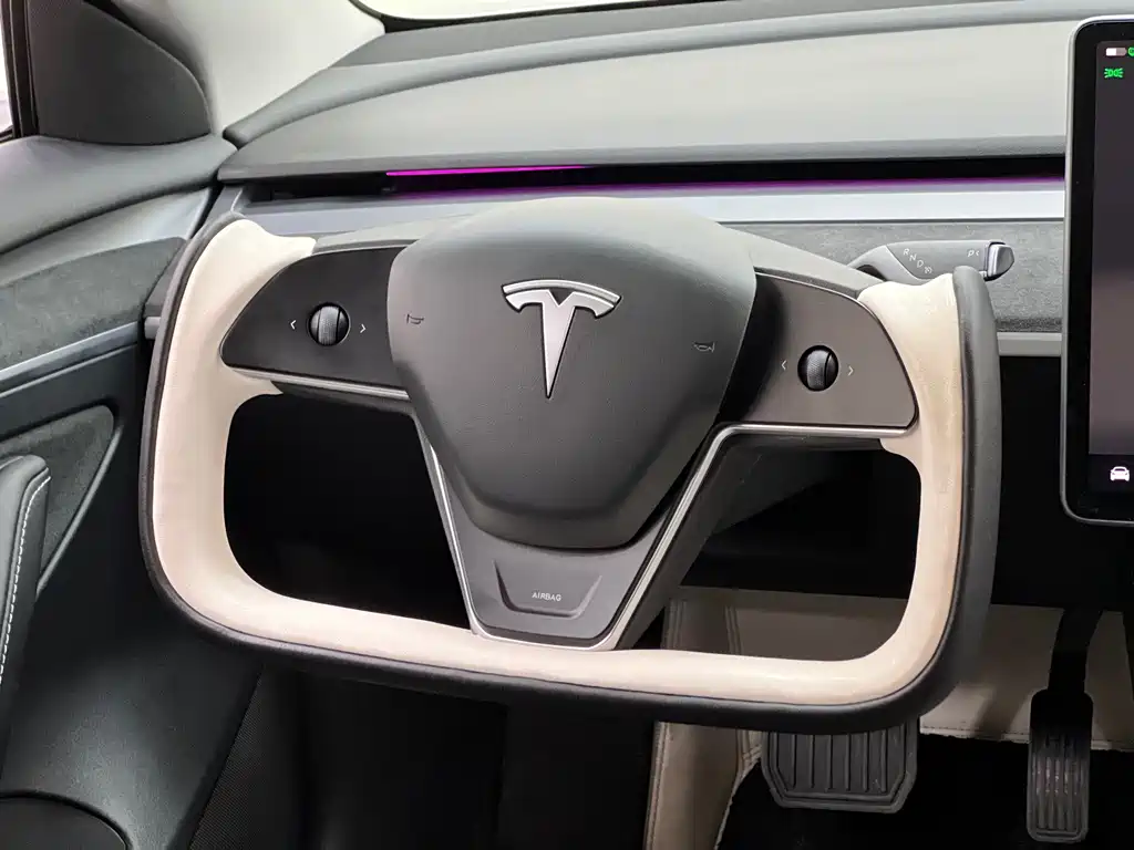 Tesla Model 3 2023 — фото 26