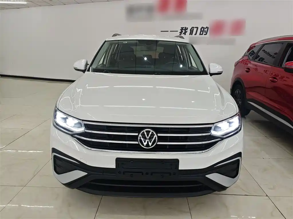 Volkswagen Tiguan L 2022 — фото 3