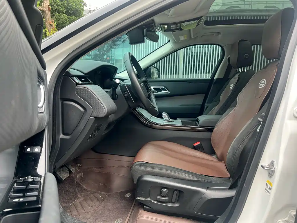 Land Rover Velar 2024