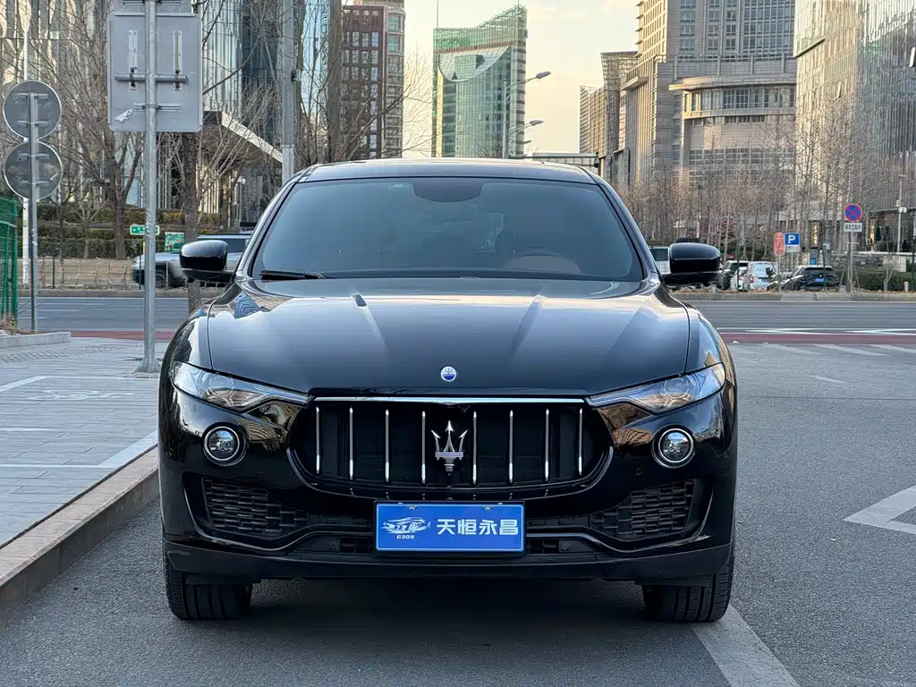 Maserati Levante 2022 — фото 2