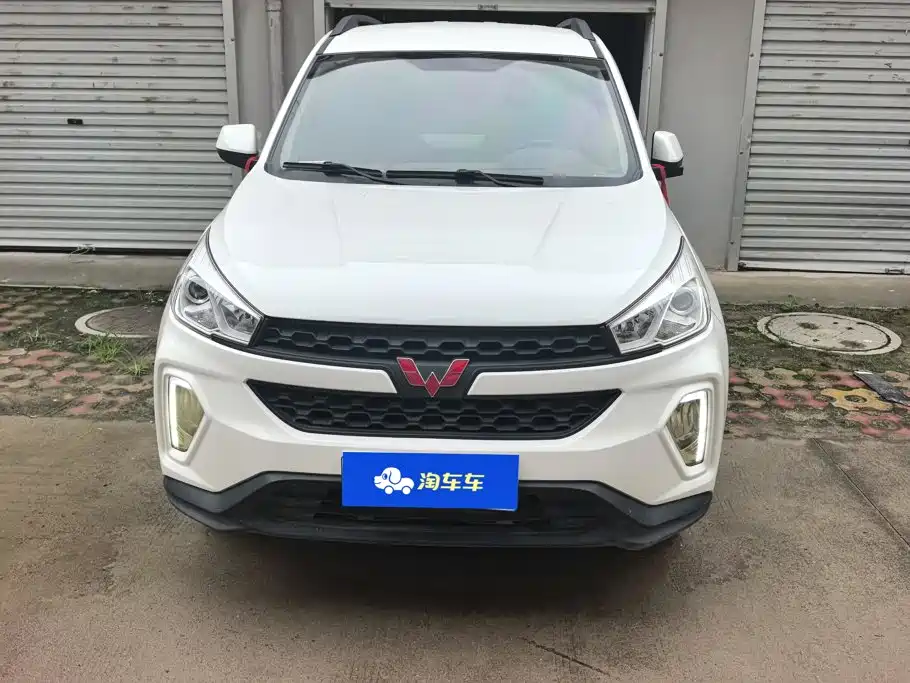 Wuling Hongguang S3 2018 — фото 2