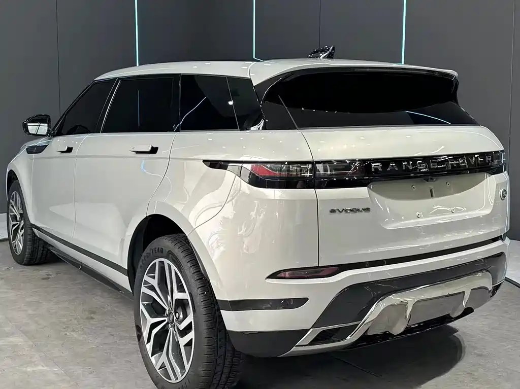 Land Rover Range Rover Evoque 2024 — фото 8