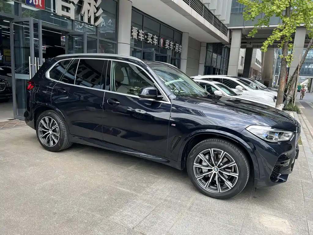 BMW X5 2022 — фото 19