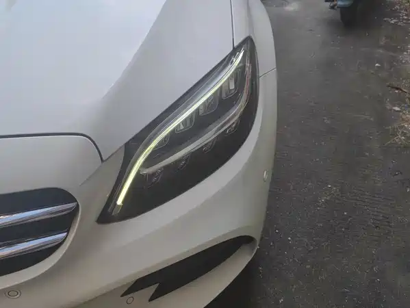 Mercedes-Benz C-Class 2019
